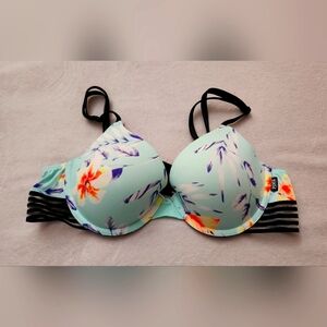 Victoria Secret Wired Bra